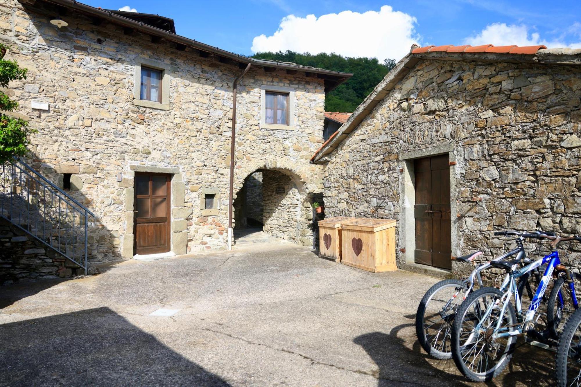 Agriturismo Montagna Verde Apella Licciana Nardi Экстерьер фото